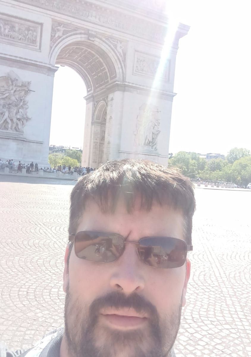 Profil de Ihssan, 41 ans, Gay bars à Fey (Vaud)