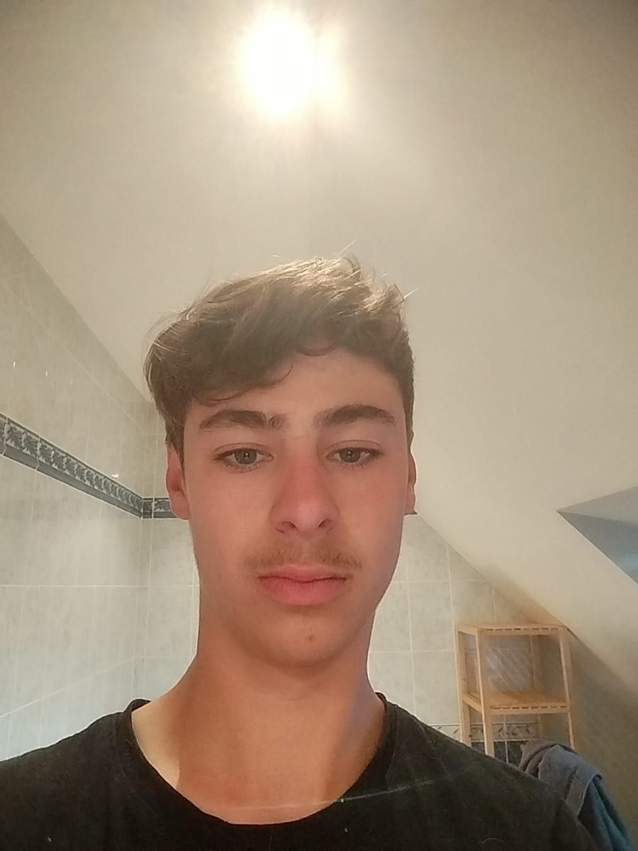 Profil de Lama, 44 ans, Gay bars à Villars-sur-Fontenais (Jura)