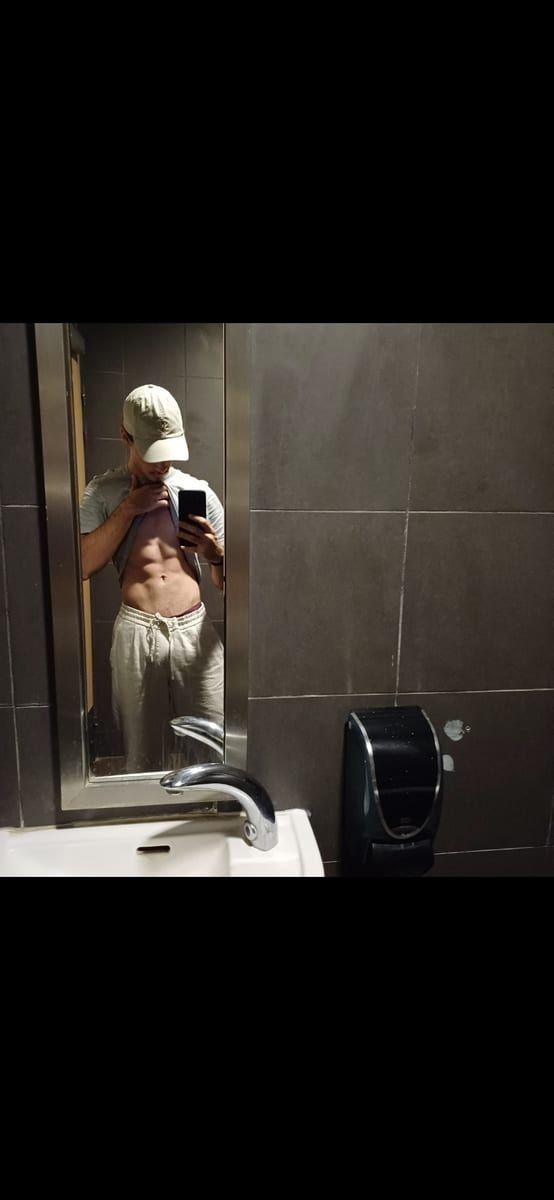 Profil de Haytem, 38 ans, Gay bars à Platta (Grisons)