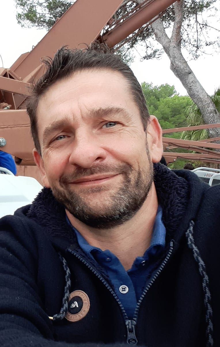 Profil de Chai, 43 ans, Gay bars à Mutten (Grisons)