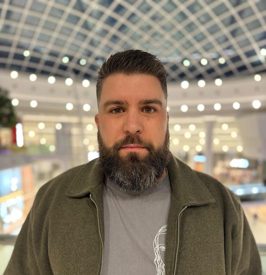 Profil de Yago, 37 ans, Gay bars à Castrisch (Grisons)