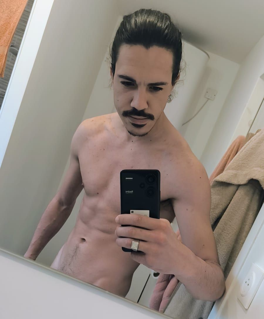 Profil de Murphy, 26 ans, Gay bars à Grüsch (Grisons)