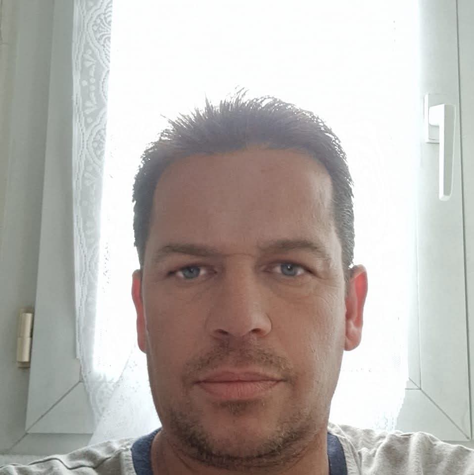 Profil de Guilherm, 31 ans, Gay bars à Meien (Uri)
