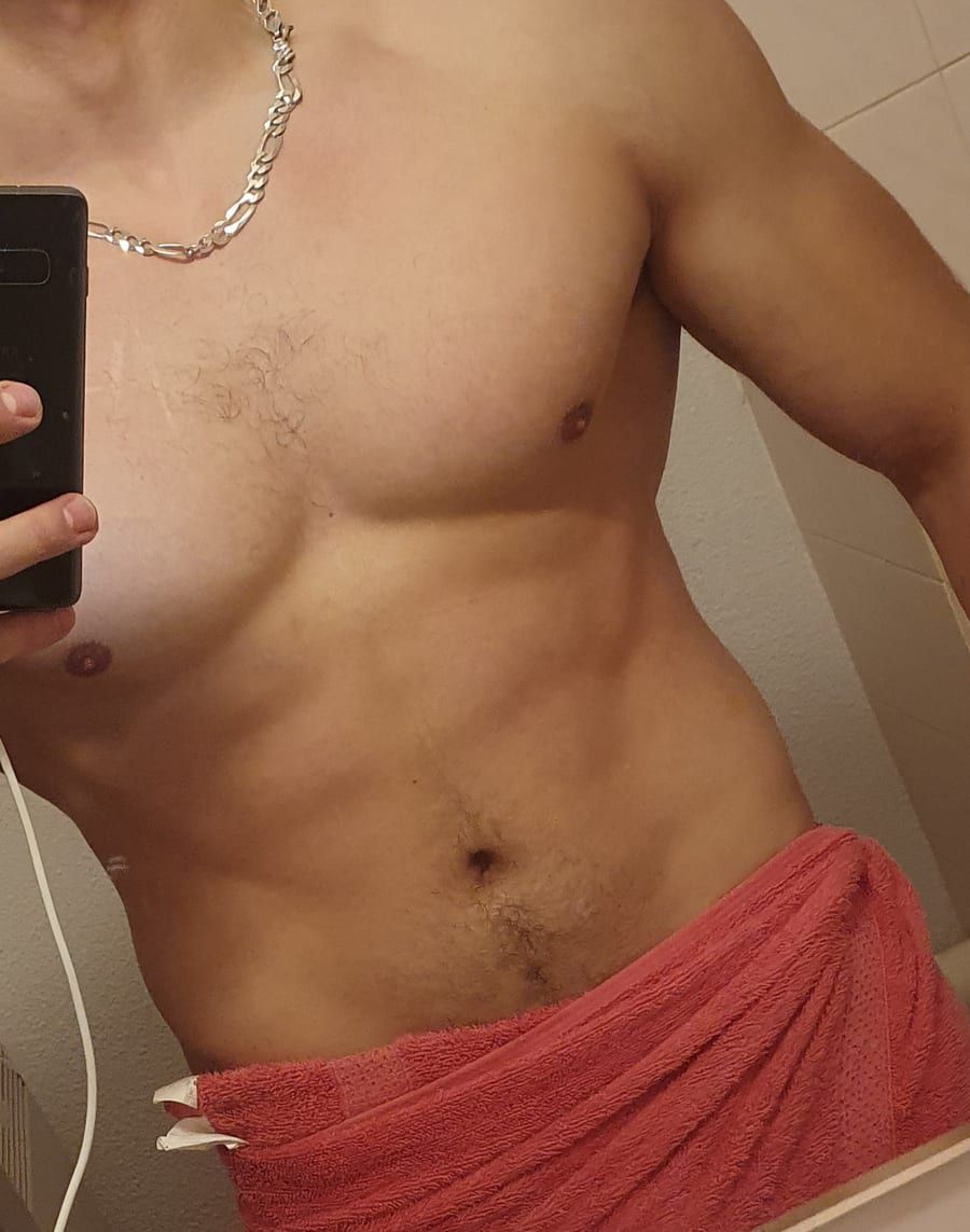 Profil de Yanisse, 26 ans, Gay bars à Mission (Valais)