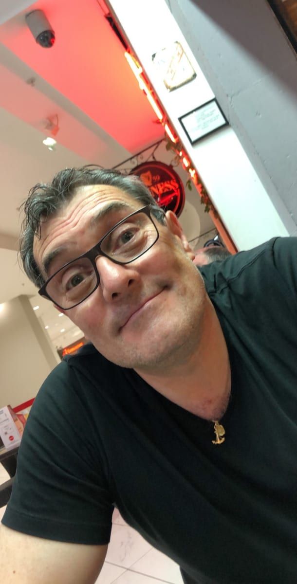 Profil de Nedim, 39 ans, Gay bars à Zwillikon (Zurich)