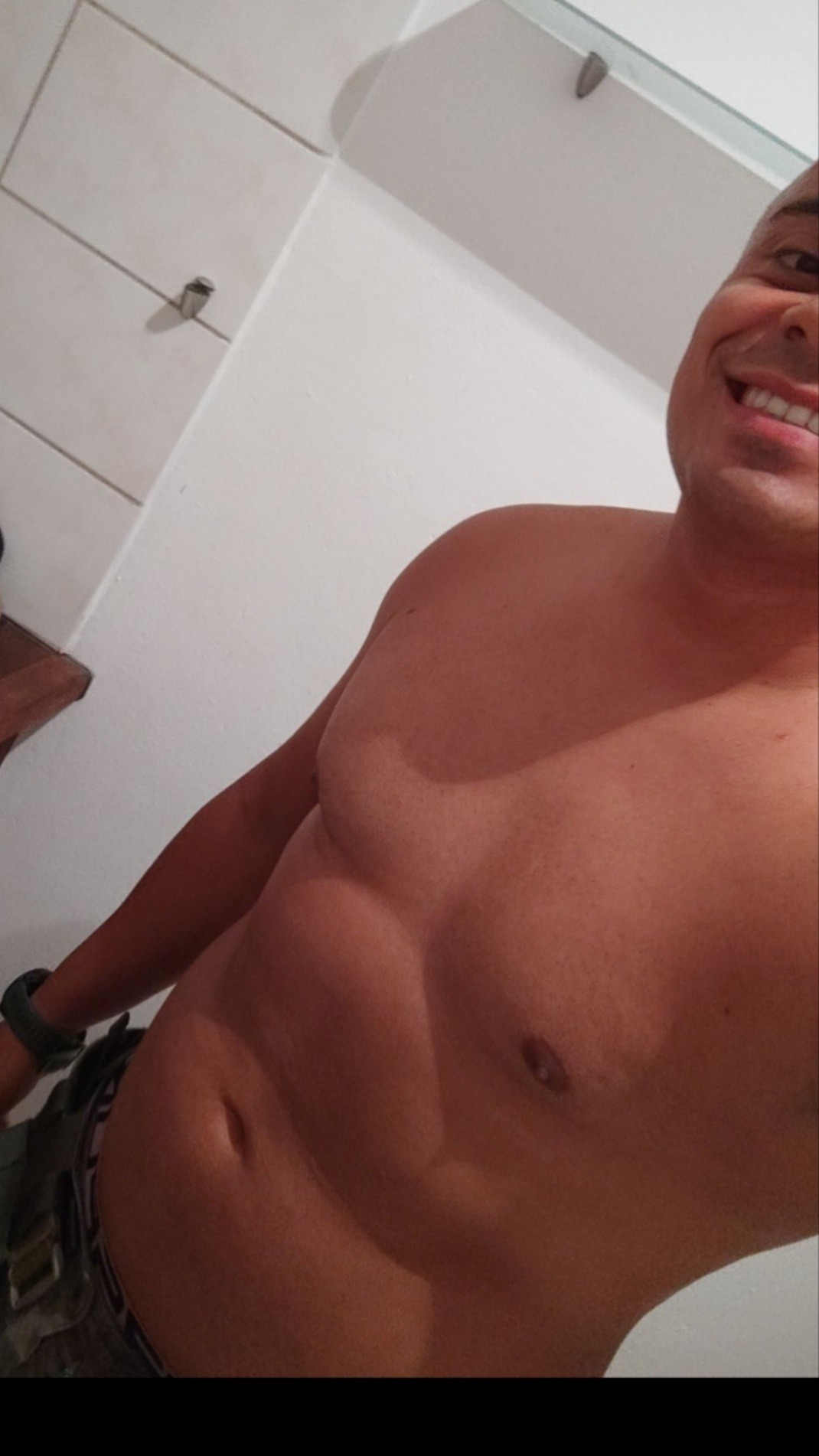 Profil de Jaber, 35 ans, Gay bars à Sumvitg (Grisons)
