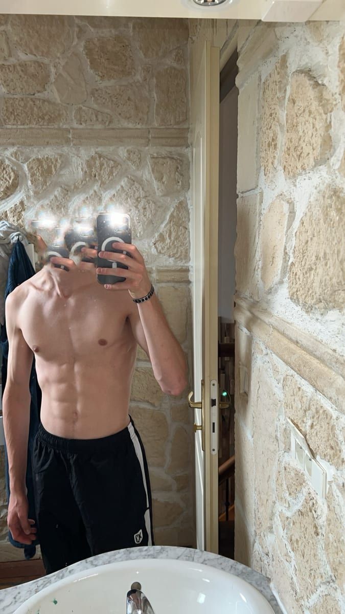Profil de Nermin, 28 ans, Gay bars à Sur (Grisons)