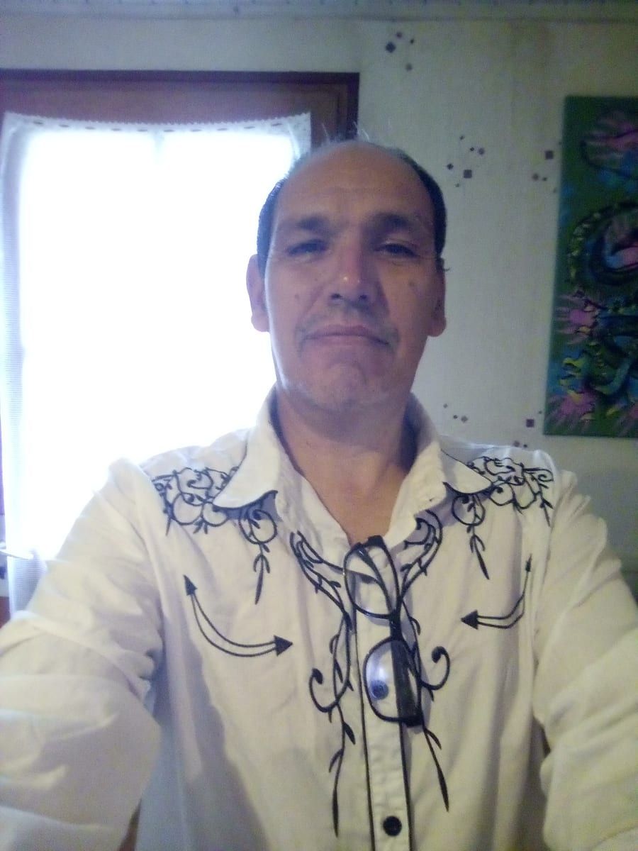Profil de Yaneck, 40 ans, Gay bars à Saas im Prättigau (Grisons)
