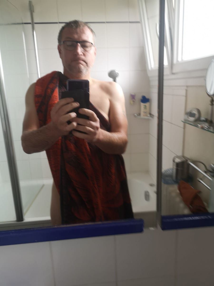 Profil de Mohamed-ayoub, 37 ans, Gay bars à Blankenburg (Berne)