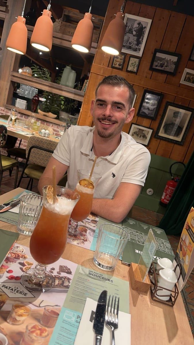 Profil de Ikhlas, 44 ans, Gay bars à Bever (Grisons)