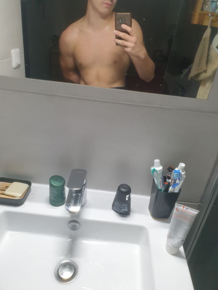 Profil de Yovan, 27 ans, Gay bars à Augio (Grisons)