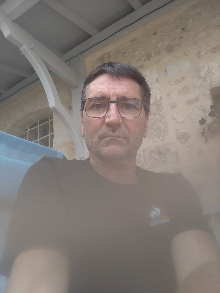 Profil de Petro, 30 ans, Gay bars à Zwieselberg (Berne)