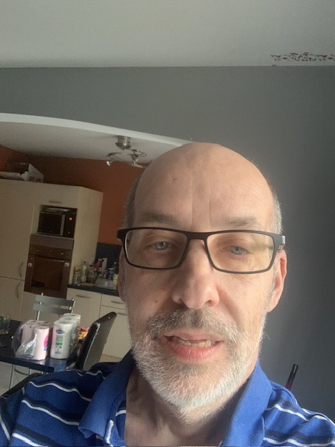 Profil de Nawfal, 37 ans, Gay bars à Preda (Grisons)