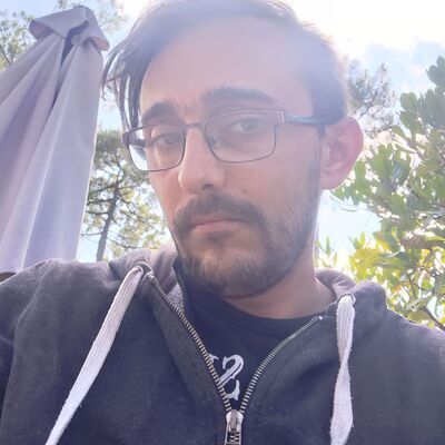 Profil de Aimen, 26 ans, Gay bars à Wilchingen (Schaffhouse)
