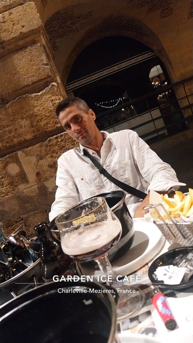 Profil de Amadou-tidiane, 22 ans, Gay bars à Aven (Valais)