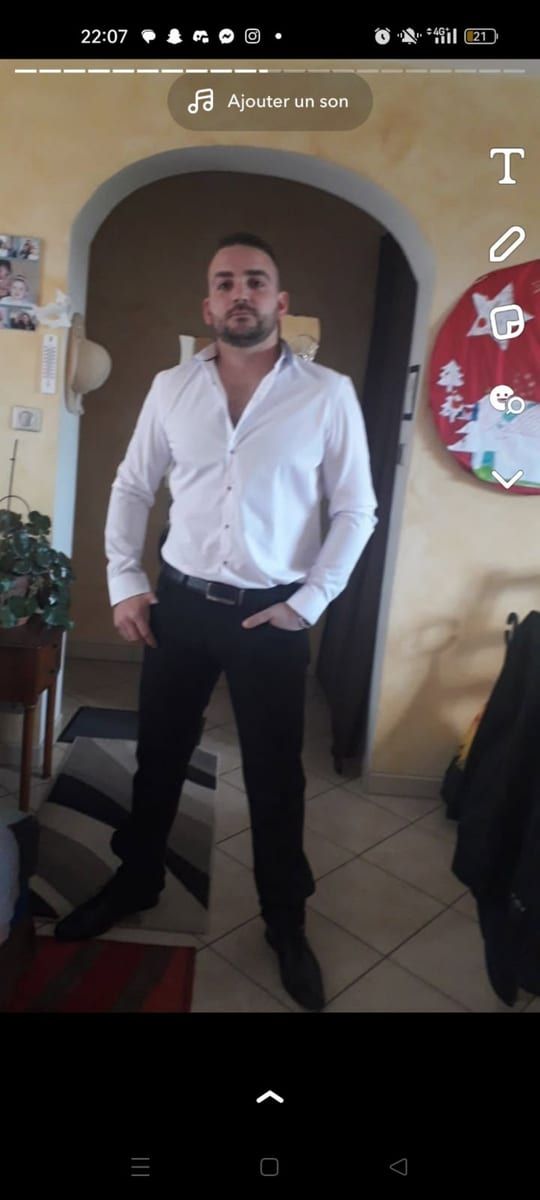 Profil de Jeremi, 30 ans, Gay bars à Ilanz (Grisons)