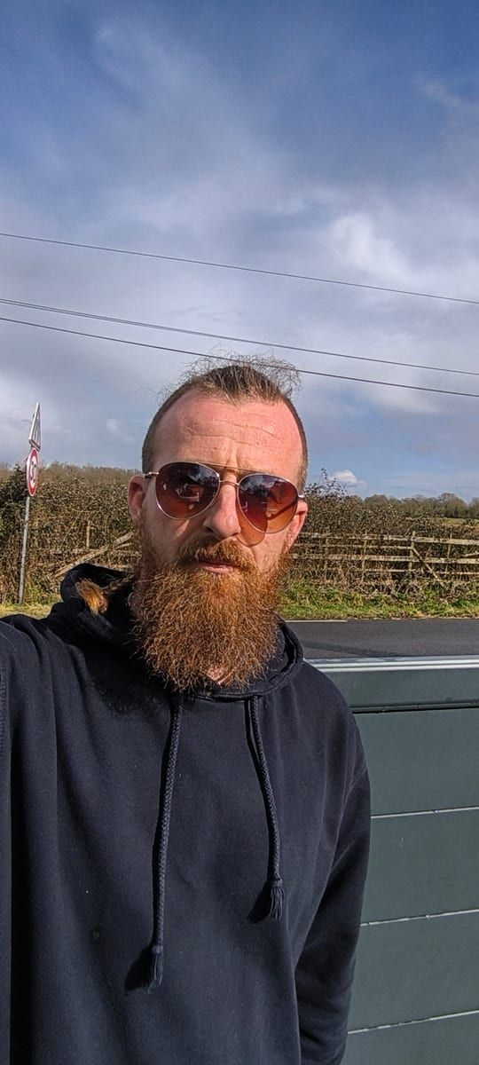 Profil de Kayron, 25 ans, Gay bars à Grancy (Vaud)
