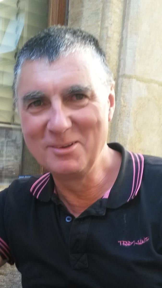Profil de Dervis, 27 ans, Gay bars à Zweisimmen (Berne)