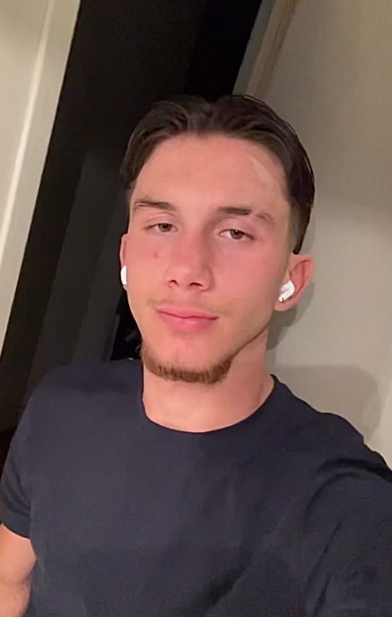 Profil de John, 33 ans, Gay bars à Vrin (Grisons)
