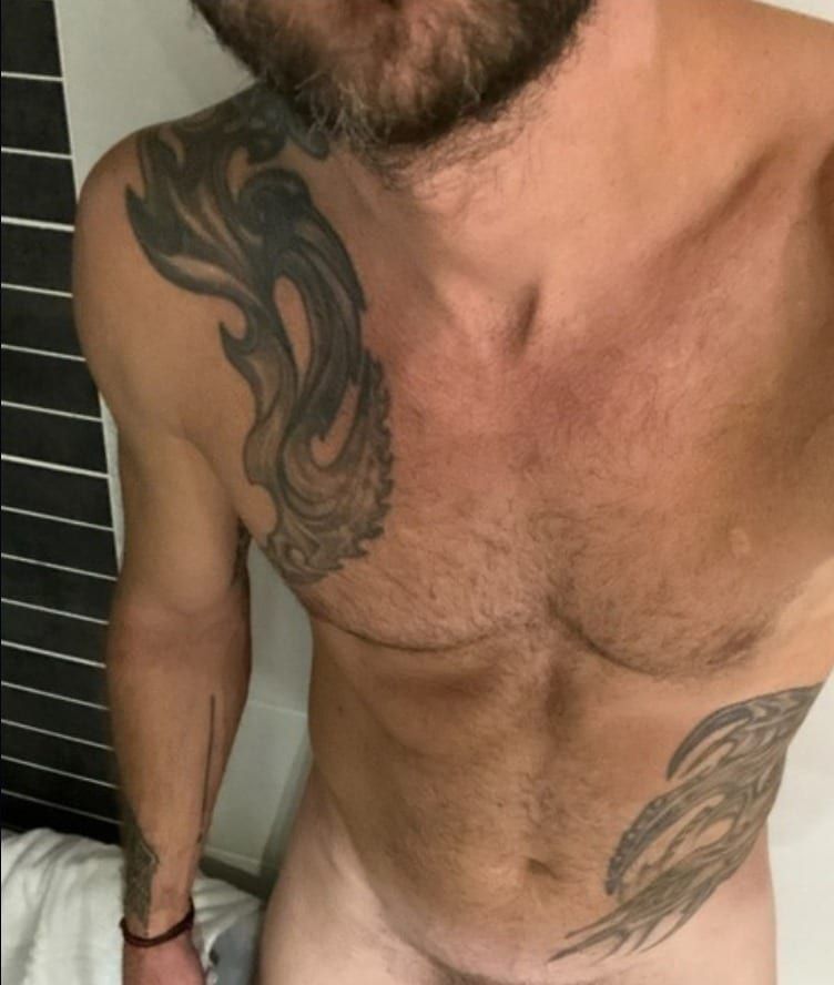 Profil de Djallal, 33 ans, Gay bars à Zunzgen (Bâle-Campagne)