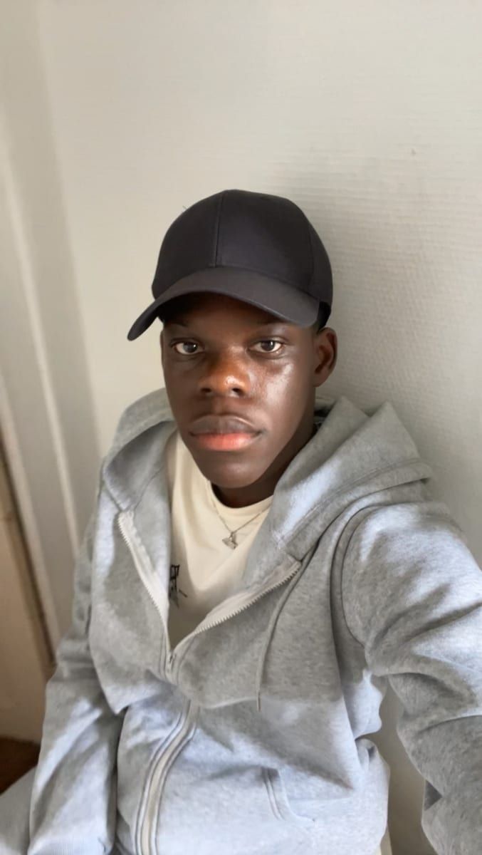 Profil de Anicet, 32 ans, Gay bars à Ziegelbrücke (Glaris)