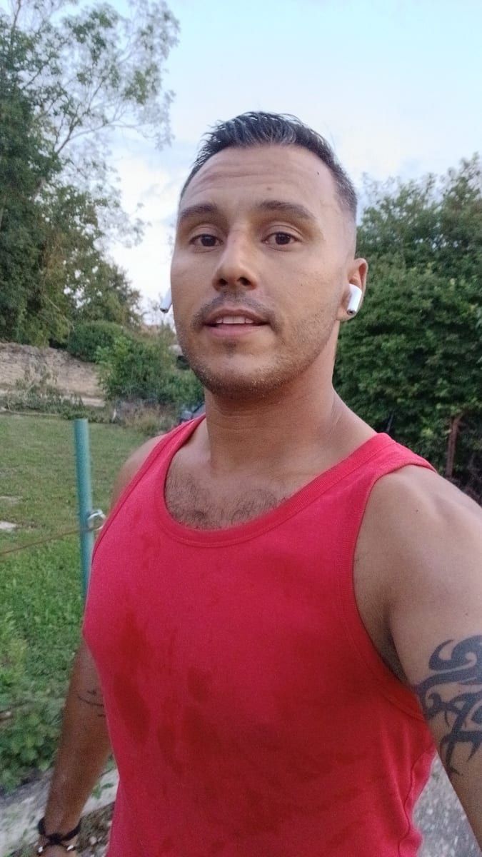 Profil de Marc-ange, 43 ans, Gay bars à Wilchingen (Schaffhouse)