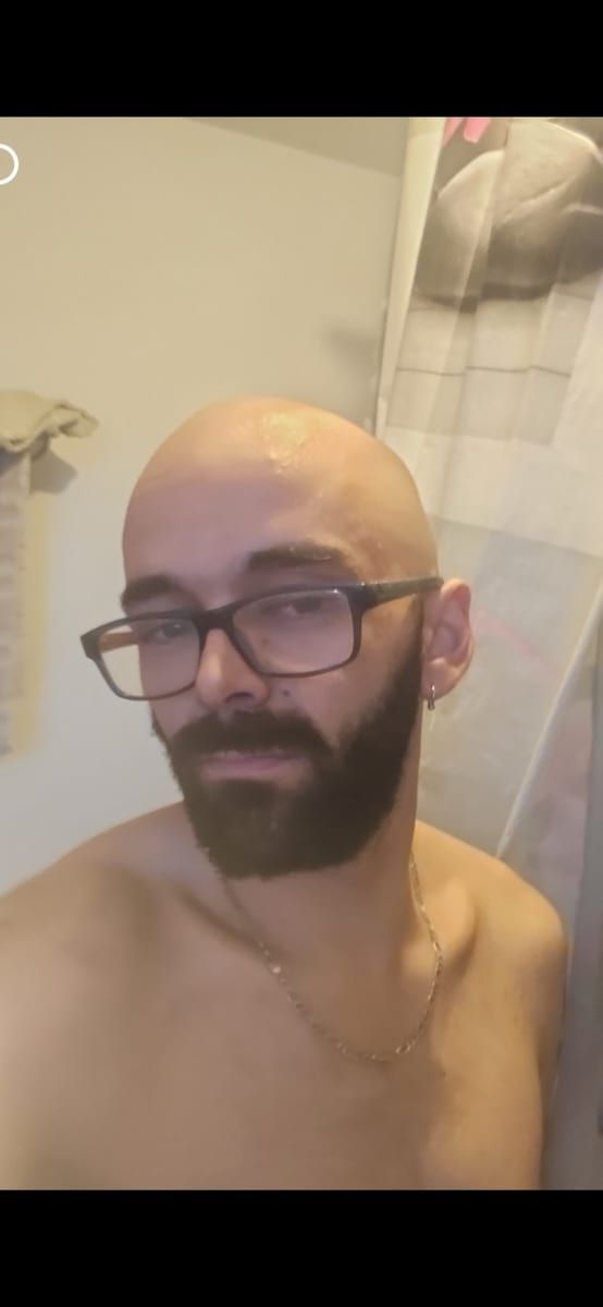 Profil de Henny, 23 ans, Gay bars à Unterschächen (Uri)