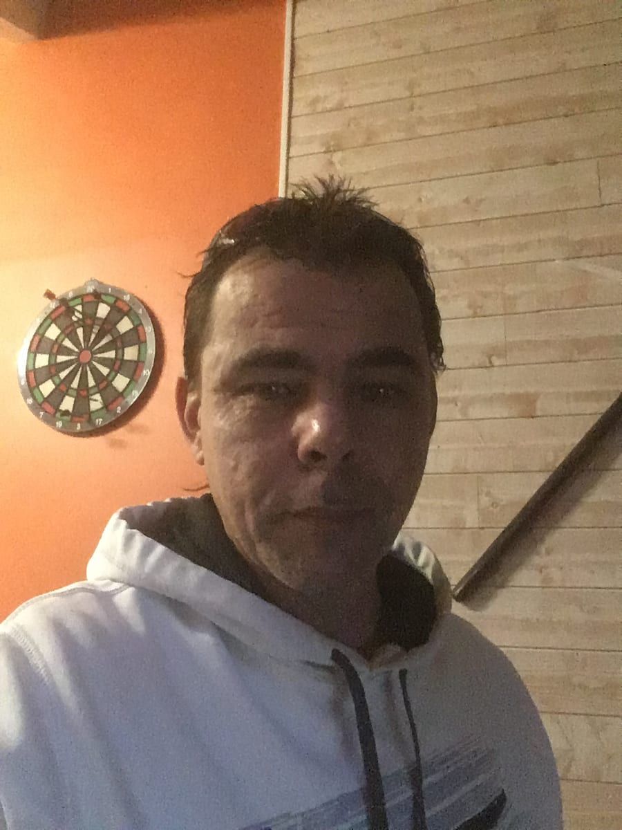 Profil de Jacky, 38 ans, Gay bars à Belprahon (Berne)