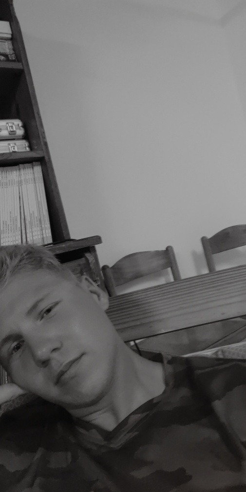 Profil de Edgar, 27 ans, Gay bars à Grancy (Vaud)