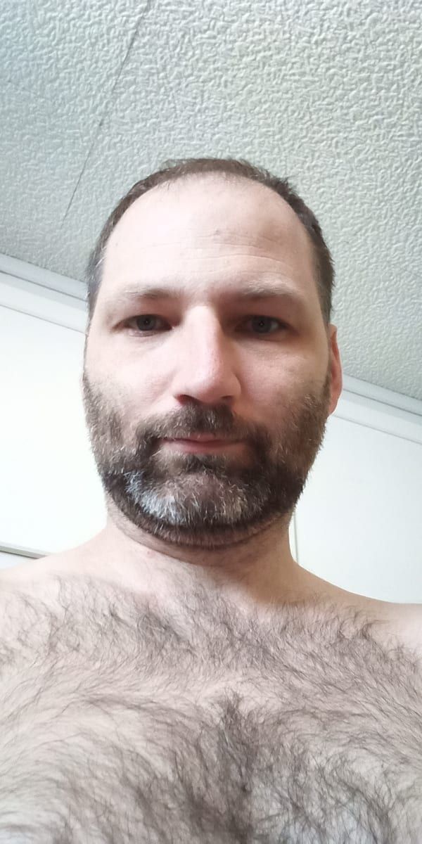 Profil de Ivann, 29 ans, Gay bars à Danis (Grisons)