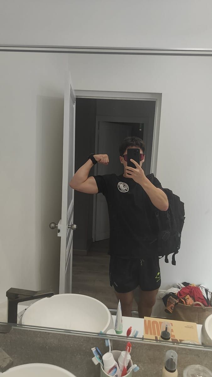 Profil de Scipion, 45 ans, Gay bars à Bibern SO (Soleure)