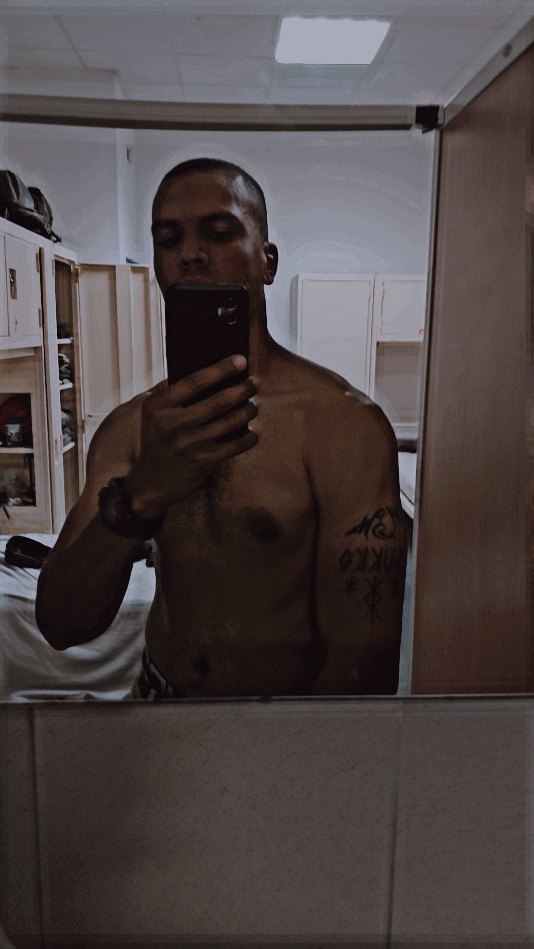 Profil de Bouabdallah, 26 ans, Gay bars à Meisterschwanden (Argovie)