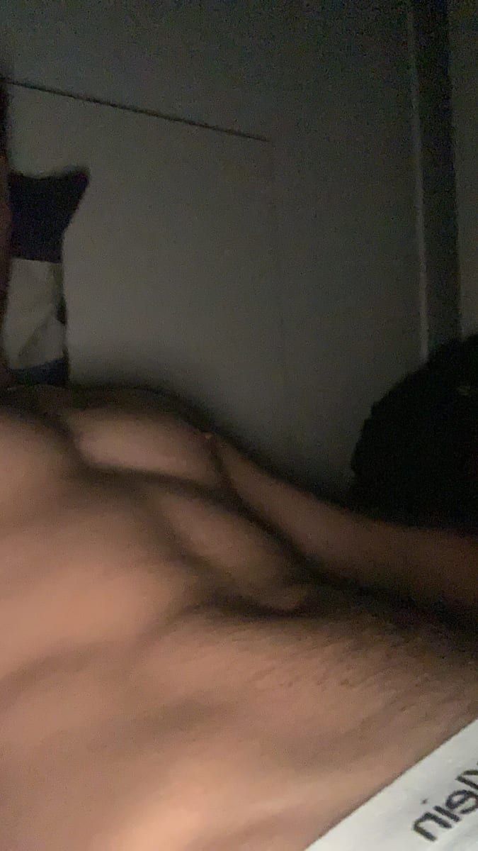 Profil de Wallis, 27 ans, Gay bars à Chamby (Vaud)