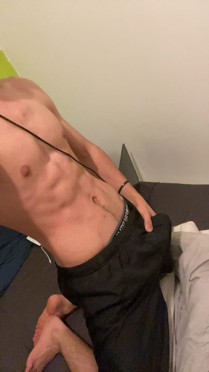 Profil de Belisaire, 45 ans, Gay bars à Enges (Neuchâtel)
