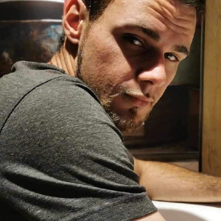 Profil de Batuhan, 23 ans, Gay bars à Fräschels (Fribourg)