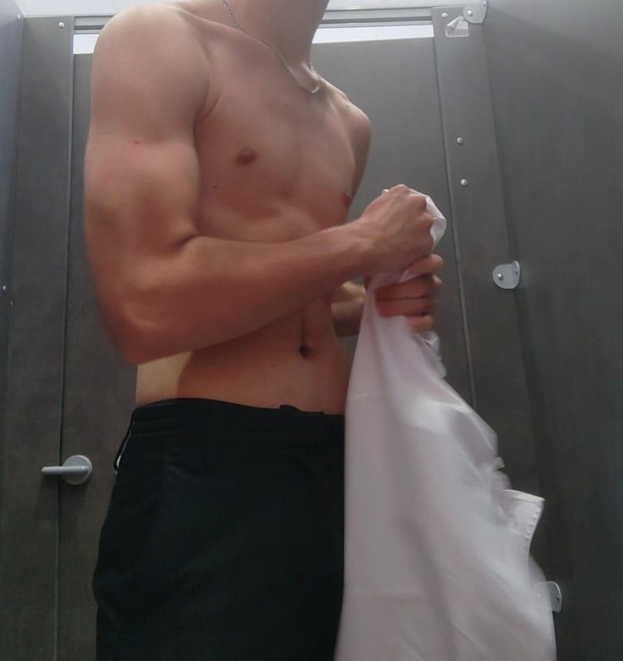 Profil de Tolga, 34 ans, Gay bars à Arosa (Grisons)