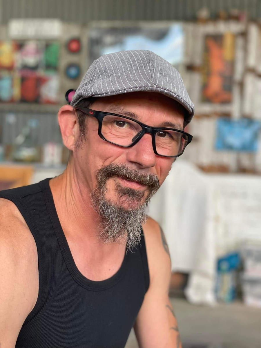 Profil de Dayen, 33 ans, Gay bars à Fornex (Liddes) (Valais)