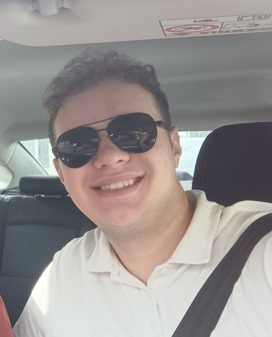 Profil de Ladji, 30 ans, Gay bars à Port (Berne)