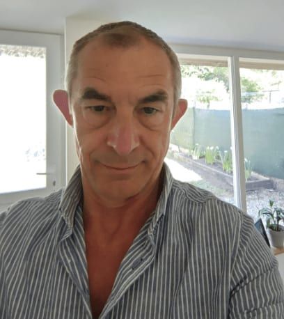 Profil de Gaëtan, 35 ans, Gay bars à Rabius (Grisons)