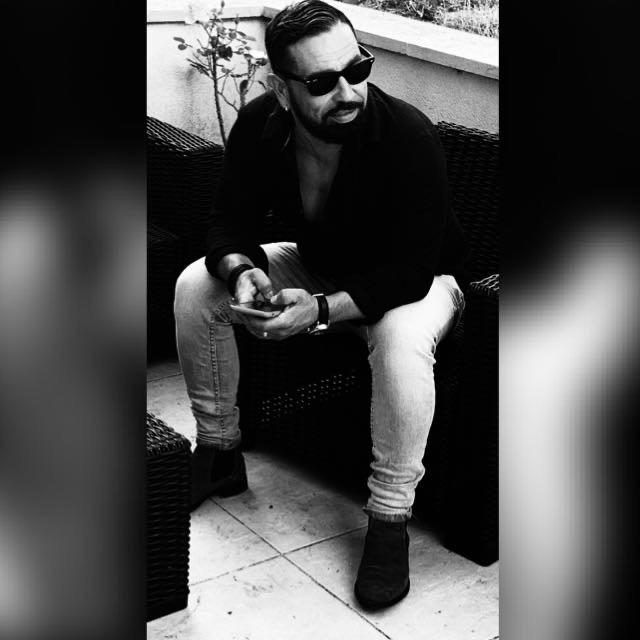 Profil de Richmond, 23 ans, Gay bars à Ilanz (Grisons)