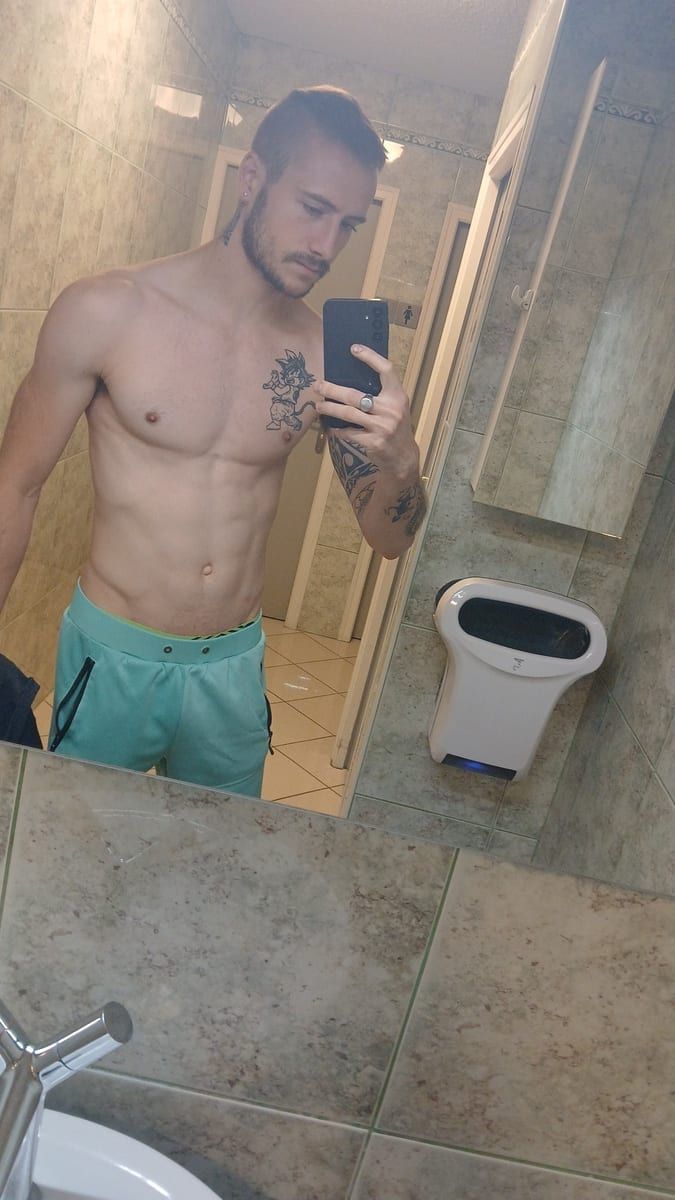 Profil de Ozay, 33 ans, Gay bars à Wolfwil (Soleure)