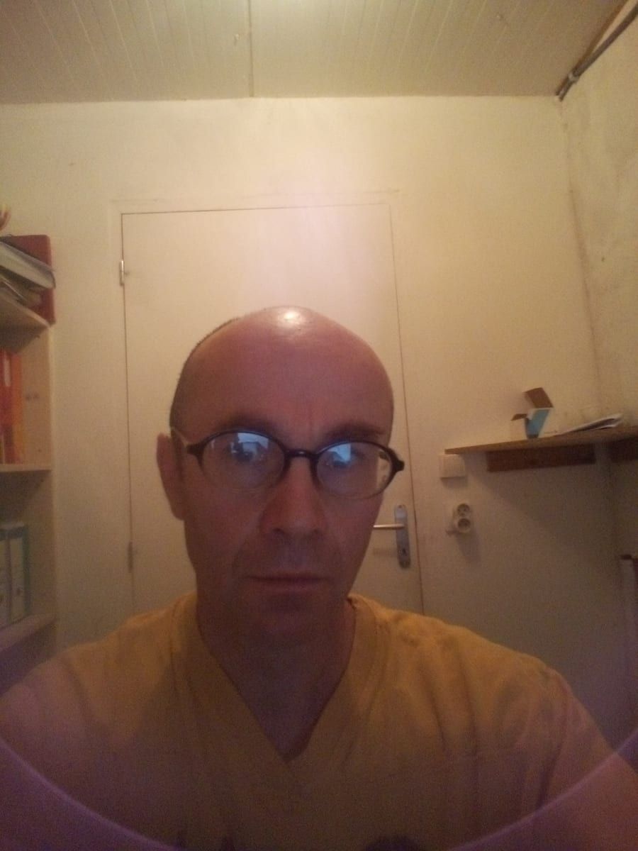 Profil de Jemy, 27 ans, Gay bars à Eclépens (Vaud)