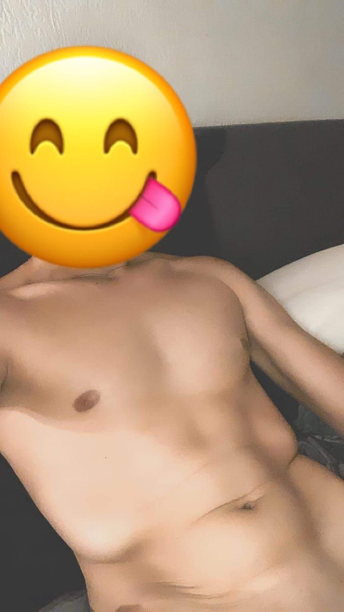 Profil de Carlton, 31 ans, Gay bars à Morcles (Vaud)